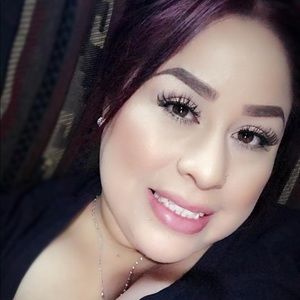 Meet your Posher, Luisa